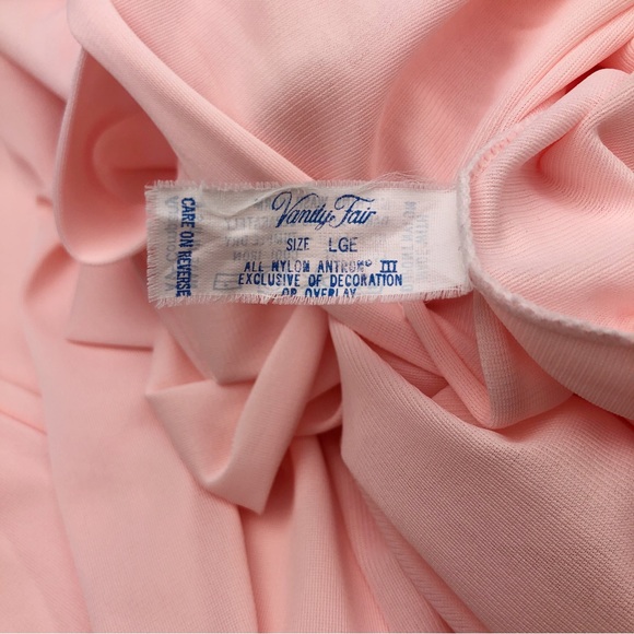 Vintage Vanity Fair Pink Nylon Button Front Robe Nightgown Large - Picture 6 of 11